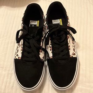 Vans old skool womens size 8.5